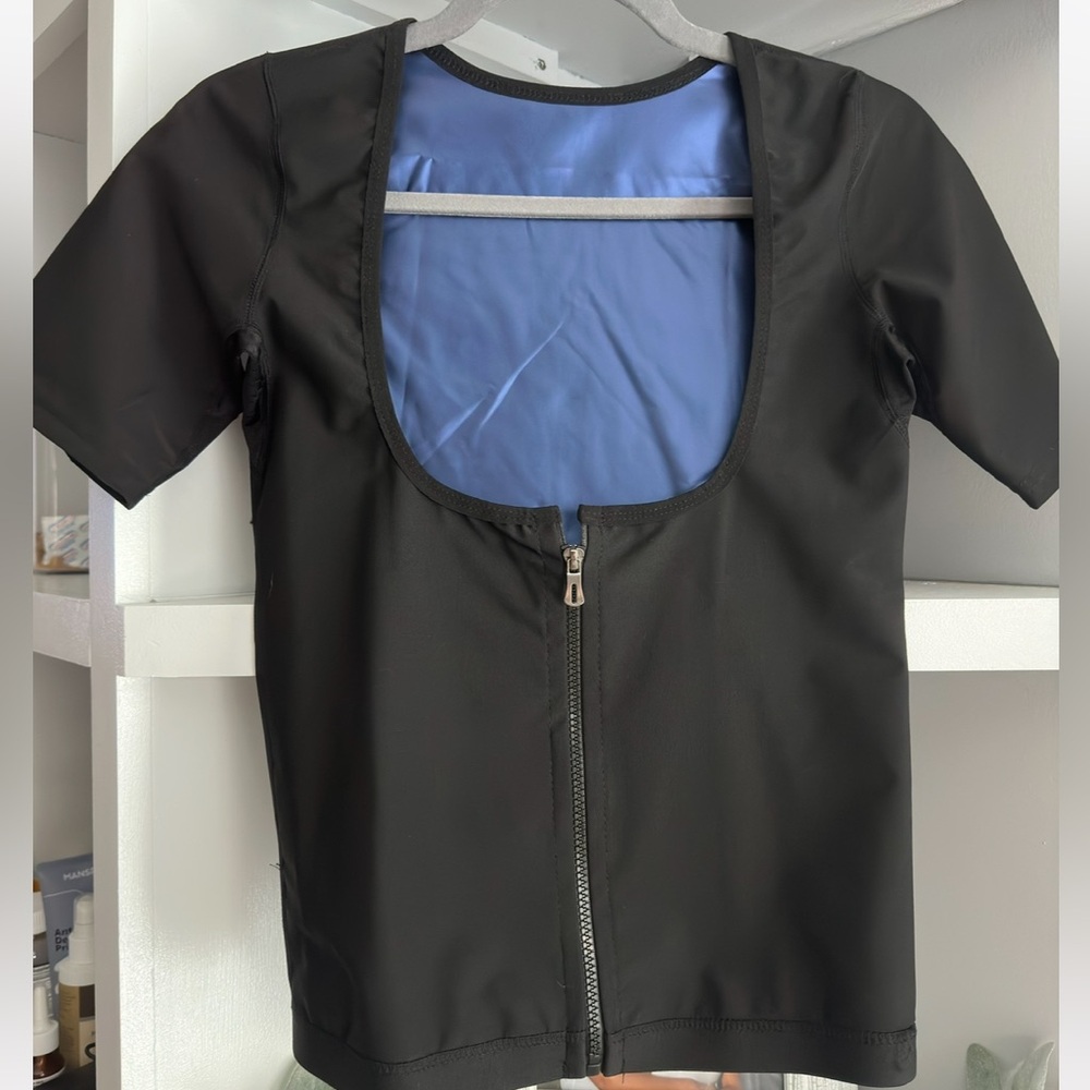 Sauna top. Brand new. Size medium